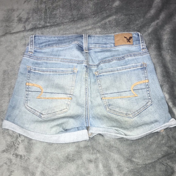 American Eagle Midi Shorts Light Blue - Picture 2 of 7